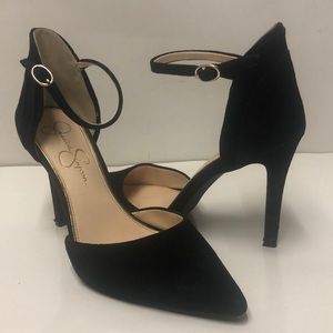 Jessica Simpson Carlette Heel Black Suede pump 8M